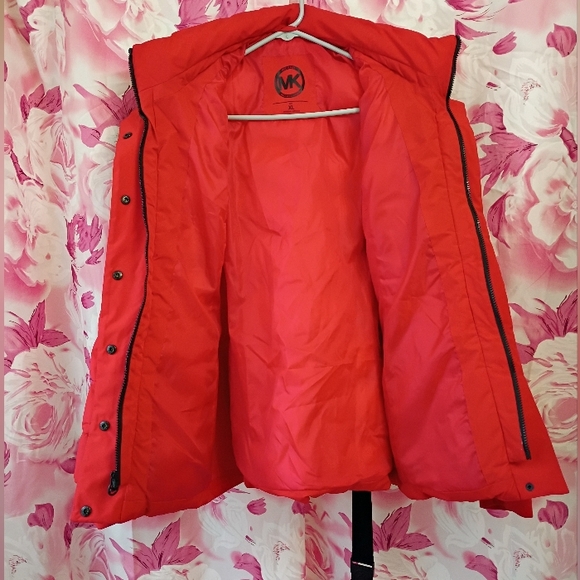 Michael Kors Red Coat Belted MK Designer Jacket  Black Fur Hood - Picture 8 of 16